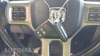 2015 Ram 1500 Laramie Limited Crew Cab Medium Bed – miniatura 20