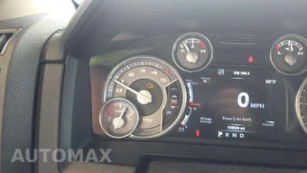 2015 Ram 1500 Laramie Limited Crew Cab Medium Bed – miniatura 50