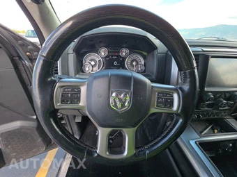 2015 Ram 1500 Laramie Limited Crew Cab Short Bed 28M – miniatura 10