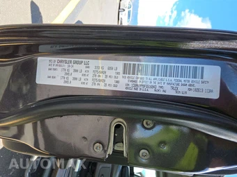 2015 Ram 1500 Laramie Limited Crew Cab Short Bed 28M – miniatura 14