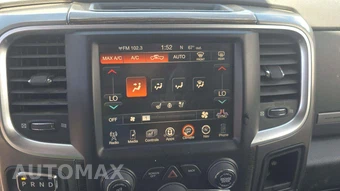 2015 Ram 1500 Laramie Limited Crew Cab Short Bed 28M – miniatura 17