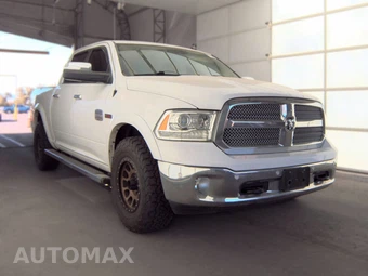 2015 Ram 1500 Laramie Longhorn Crew Cab Short Bed - miniatura 3