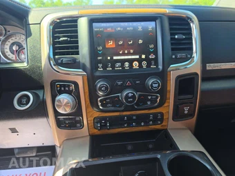 2015 Ram 1500 Laramie Longhorn Crew Cab Short Bed - miniatura 7