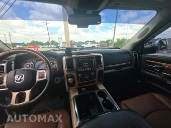 2015 Ram 1500 Laramie Longhorn Crew Cab Short Bed - miniatura 10