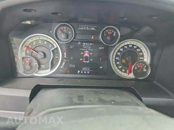2015 Ram 1500 Lone Star Crew Cab Medium Bed - miniatura 9