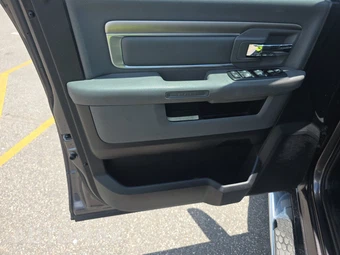 2015 Ram 1500 Lone Star Crew Cab Short Bed – miniatura 9