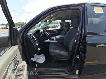 2015 Ram 1500 Outdoorsman Crew Cab Medium Bed - miniatura 3