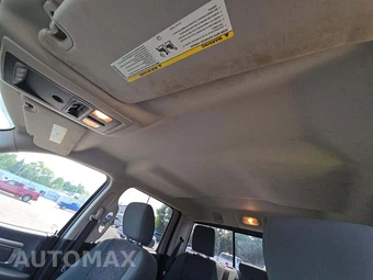 2015 Ram 1500 Outdoorsman Crew Cab Medium Bed - miniatura 8