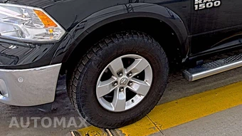 2015 Ram 1500 Outdoorsman Crew Cab Short Bed - miniatura 7