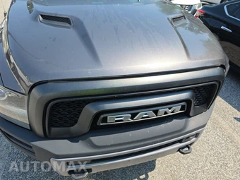 2015 Ram 1500 Rebel Crew Cab Short Bed - miniatura 2
