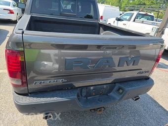 2015 Ram 1500 Rebel Crew Cab Short Bed - miniatura 5