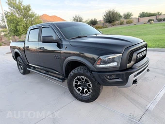 2015 Ram 1500 Rebel Crew Cab Short Bed - miniatura 2