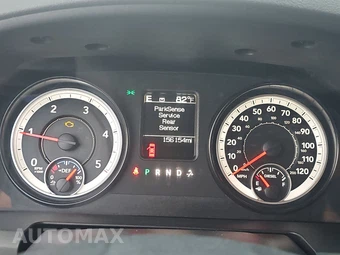 2015 Ram 1500 SLT Crew Cab Short Bed – miniatura 12