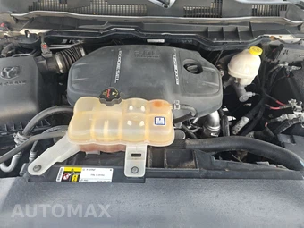 2015 Ram 1500 SLT Crew Cab Short Bed – miniatura 15