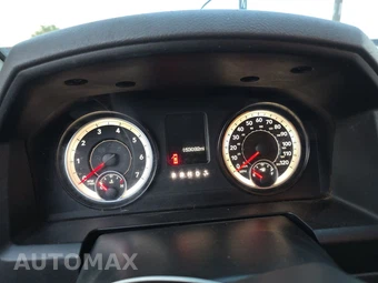 2015 Ram 1500 SLT Extended Cab Medium Bed – miniatura 12