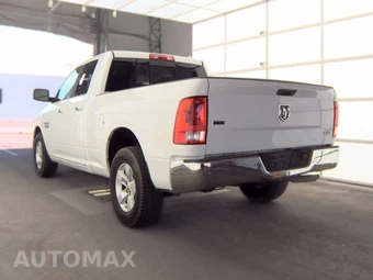 2015 Ram 1500 SLT Extended Cab Medium Bed – miniatura 6