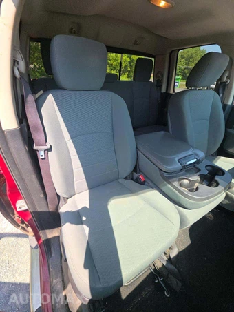 2015 Ram 1500 SLT Extended Cab Medium Bed – miniatura 15