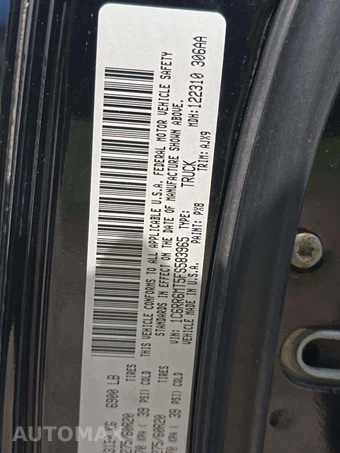 2015 Ram 1500 Sport Crew Cab Short Bed - miniatura 2