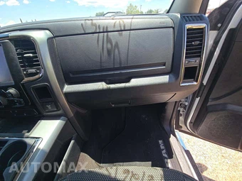 2015 Ram 1500 Sport Crew Cab Short Bed - miniatura 16