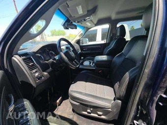 2015 Ram 1500 Sport Crew Cab Short Bed - miniatura 6