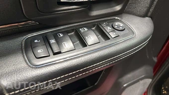 2015 Ram 1500 Sport Crew Cab Short Bed - miniatura 19