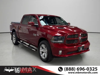 2015 Ram 1500 Sport Crew Cab Short Bed - miniatura 2