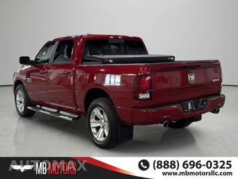 2015 Ram 1500 Sport Crew Cab Short Bed - miniatura 5