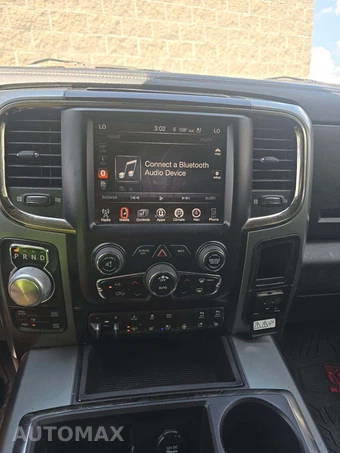 2015 Ram 1500 Sport Crew Cab Short Bed - miniatura 10