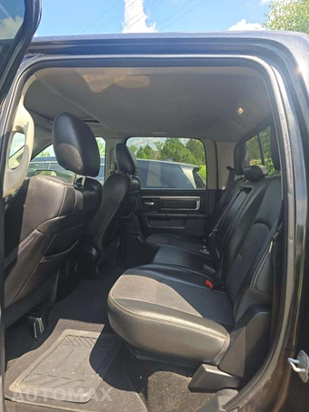 2015 Ram 1500 Sport Crew Cab Short Bed - miniatura 13