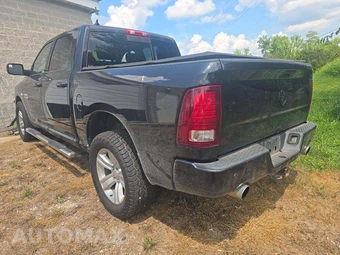2015 Ram 1500 Sport Crew Cab Short Bed - miniatura 2