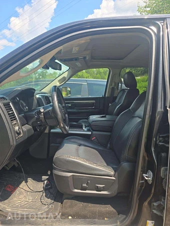 2015 Ram 1500 Sport Crew Cab Short Bed - miniatura 6