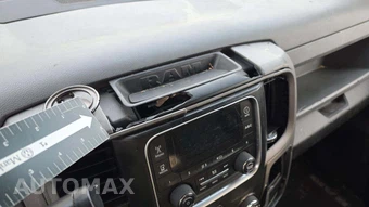2015 Ram 1500 ST Crew Cab Short Bed - miniatura 25