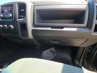 2015 Ram 1500 ST Extended Cab Medium Bed - miniatura 16