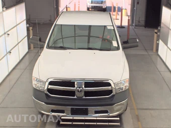 2015 Ram 1500 Tradesman Crew Cab Medium Bed - miniatura 2