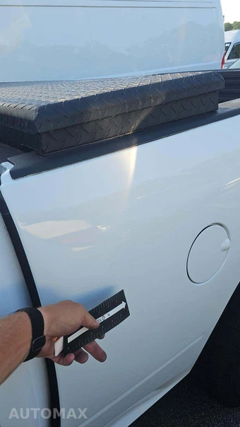 2015 Ram 1500 Tradesman Crew Cab Medium Bed - miniatura 20