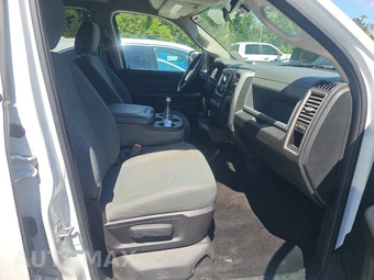 2015 Ram 1500 Tradesman Crew Cab Medium Bed - miniatura 8
