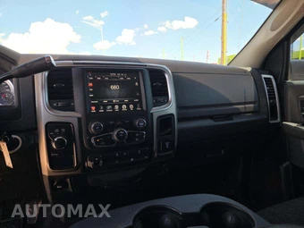 2015 Ram 2500 Big Horn Extended Crew Cab Medium Bed - miniatura 7