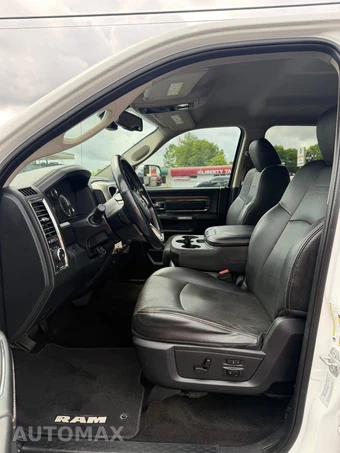 2015 Ram 2500 Laramie Crew Cab Medium Bed - miniatura 11
