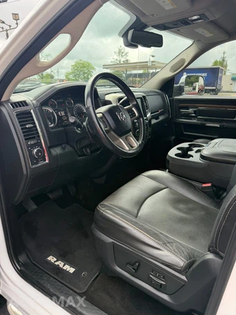 2015 Ram 2500 Laramie Crew Cab Medium Bed - miniatura 18