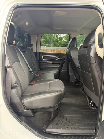 2015 Ram 2500 Laramie Crew Cab Medium Bed - miniatura 19
