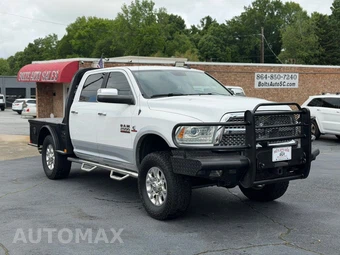 2015 Ram 2500 Laramie Crew Cab Medium Bed - miniatura 3