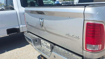 2015 Ram 2500 Laramie Crew Cab Medium Bed - miniatura 27