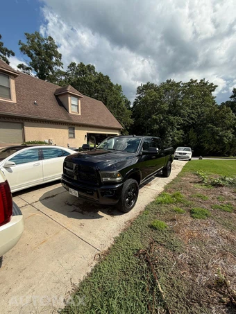 2015 Ram 2500 Laramie Extended Crew Cab Medium Bed - miniatura 2