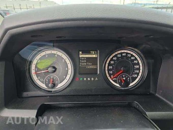 2015 Ram 2500 Outdoorsman Crew Cab Medium Bed – miniatura 9