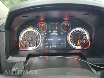 2015 Ram 2500 Power Wagon Laramie Crew Cab Medium Bed – miniatura 12