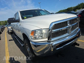 2015 Ram 2500 SLT Crew Cab Medium Bed – miniatura 3