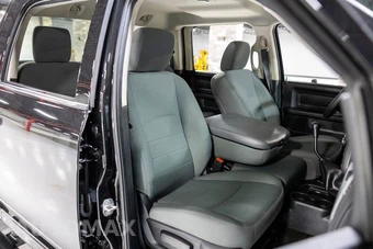 2015 Ram 2500 Tradesman Crew Cab Medium Bed - miniatura 44