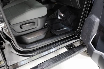 2015 Ram 2500 Tradesman Crew Cab Medium Bed - miniatura 46