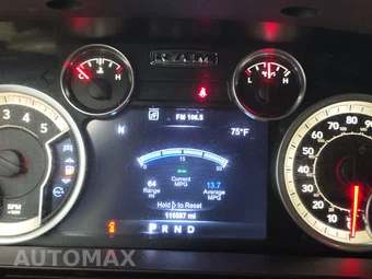 2015 Ram 3500 Laramie Crew Cab Medium Bed - miniatura 12