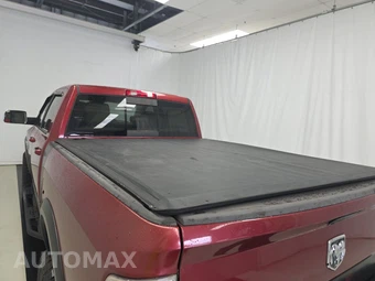 2015 Ram 3500 Laramie Crew Cab Medium Bed - miniatura 16